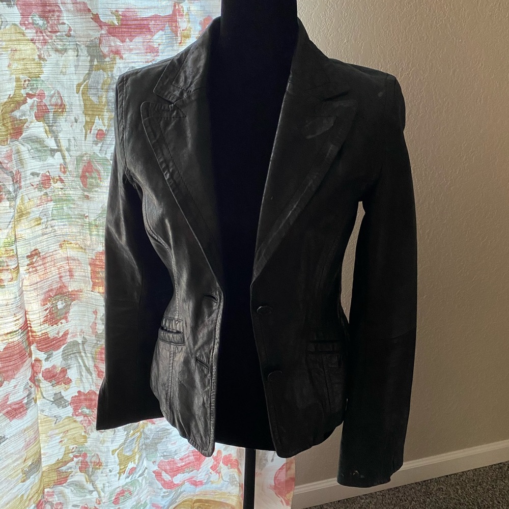 BERSHKA BLACK LEATHER JACKET